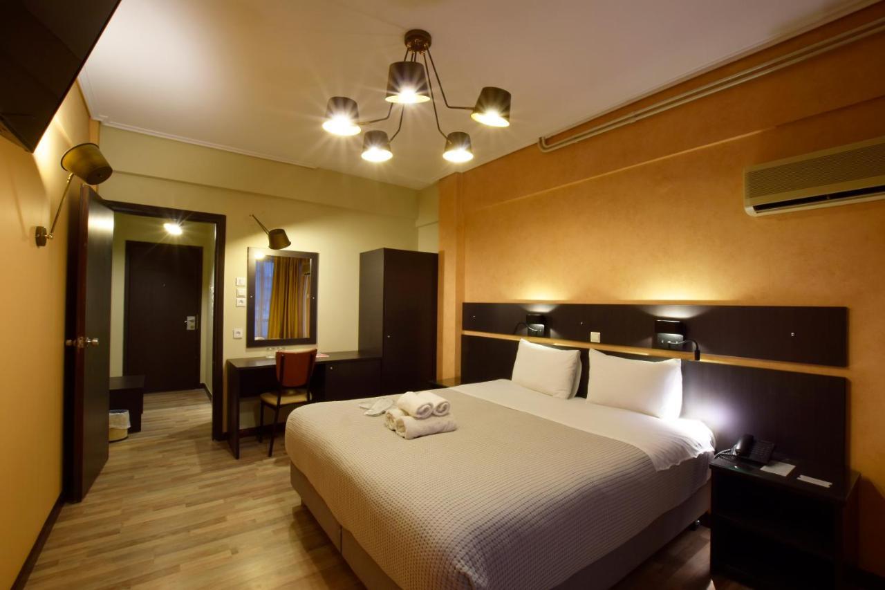 John'S Hotel คัลกิดา ภายนอก รูปภาพ