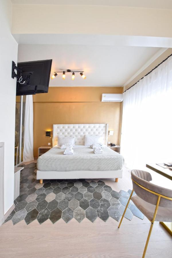 John'S Hotel คัลกิดา ภายนอก รูปภาพ