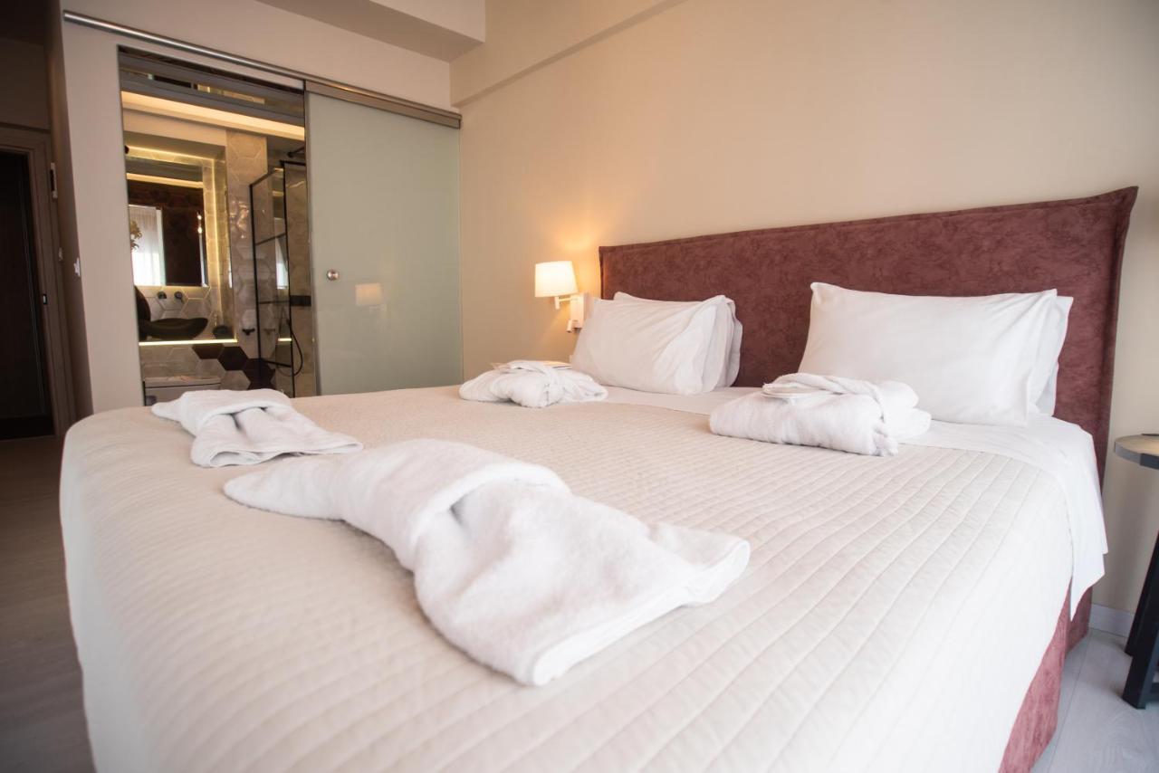 John'S Hotel คัลกิดา ภายนอก รูปภาพ