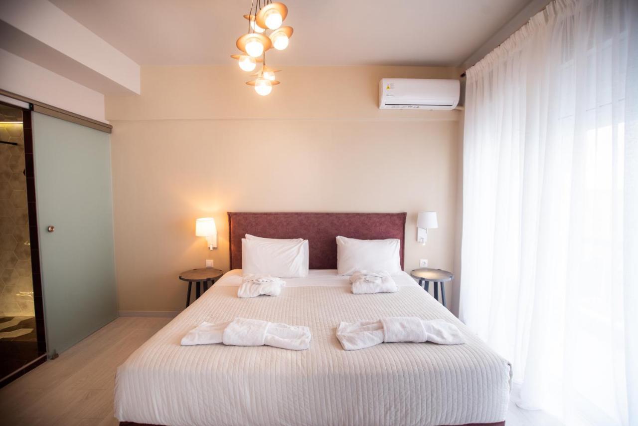 John'S Hotel คัลกิดา ภายนอก รูปภาพ